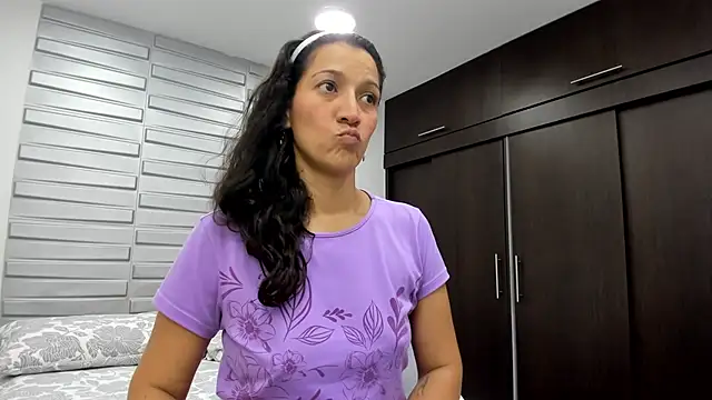 XimenaRose online show from July 2026 02:05:17 AM