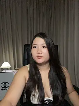 Snapshot of Luckysisi-s chatting on July 2026 12:33:01 PM Luckysisi-s online show from July 2026 12:33:01 PM