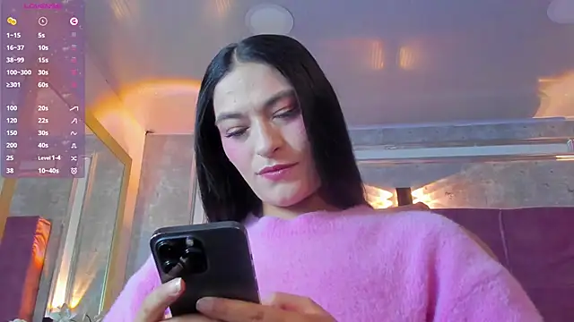 Stushaa online show from June 2026 06:31:01 PM