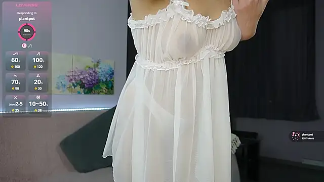 Snapshot of SoLovelyAnna chatting on October 2025 10:10:01 PM SoLovelyAnna online show from October 2025 10:10:01 PM