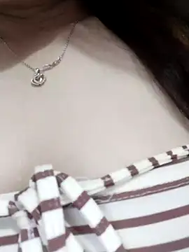 YoenLyy online show from June 2026 02:36:02 AM