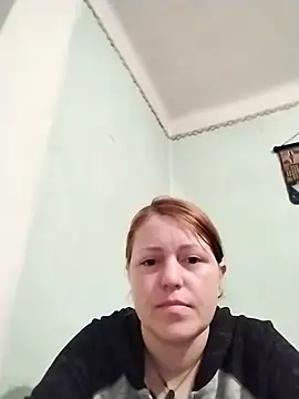 CaramelBagira online show from May 2026 07:33:02 PM