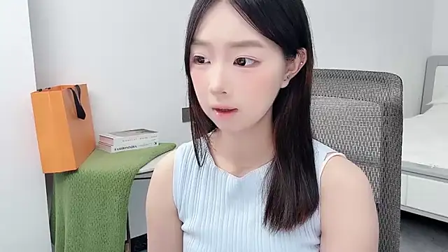 Yoyo33355 online show from June 2026 03:32:02 AM