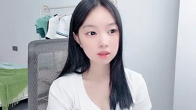 Yoyo33355 online show from July 2026 03:43:01 AM