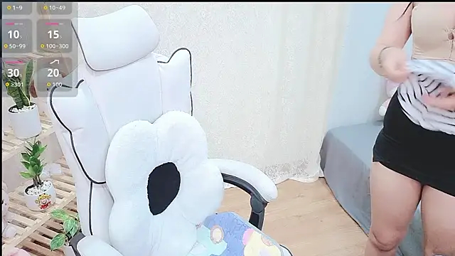 lrykknana online show from June 2026 01:09:01 AM