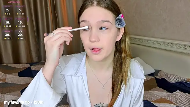 PlayfulMelly online show from July 2026 06:17:01 AM