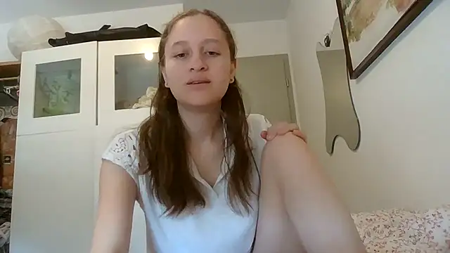 SoftieSophie online show from June 2026 06:07:01 AM