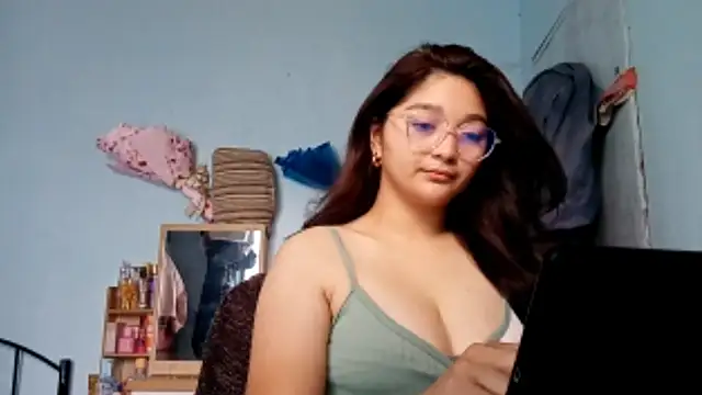 AlluringBabe online show from May 2026 01:57:16 AM