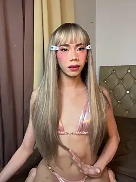 CassandraLovve online show from June 2026 08:06:02 AM