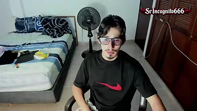 SrIncognito666 online show from July 2026 10:06:02 PM