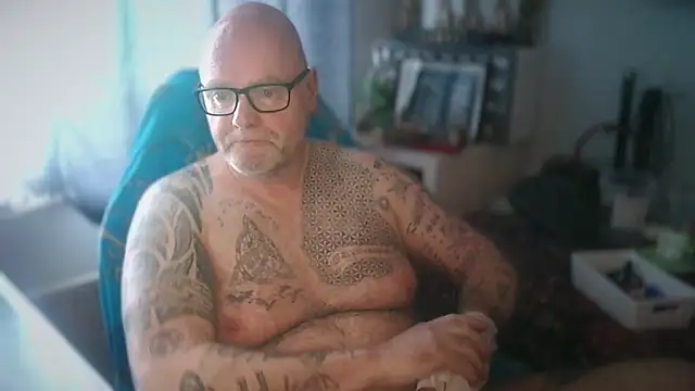 Tattooed Dilf 01 online show from May 2026 08:54:01 AM