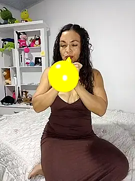 bella-diaz online show from June 2026 05:01:01 AM