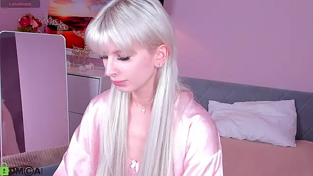lura lust online show from July 2026 11:06:02 AM