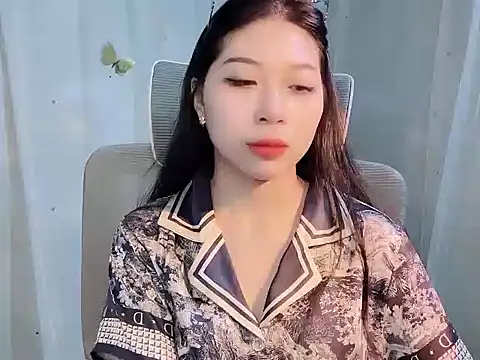 -Naomii  online show from June 2026 12:41:02 AM