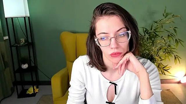 eva sicret online show from June 2026 04:29:02 AM