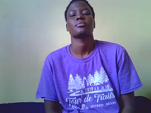 sweetbeverly1 online show from June 2026 07:47:02 AM