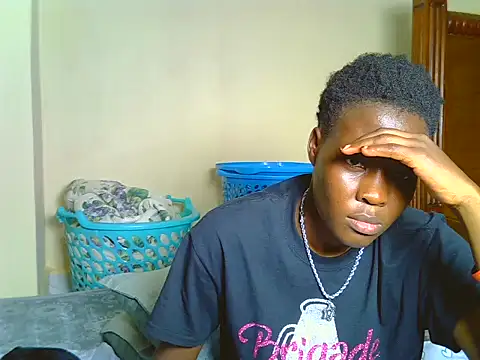 sweetbeverly1 online show from June 2026 09:57:02 AM