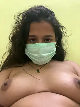 Snapshot of Yalina_ chatting on June 2026 09:26:02 PM Yalina online show from June 2026 09:26:02 PM