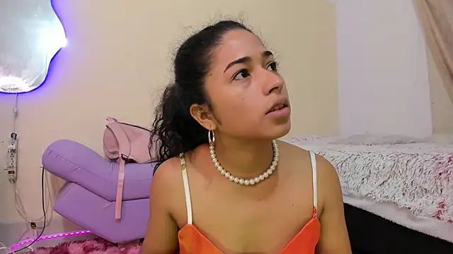 Nadia-Monroe online show from June 2026 12:35:01 PM