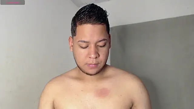 Snapshot of nicolas_cr1 chatting on June 2026 02:59:02 PM nicolas cr1 online show from June 2026 02:59:02 PM