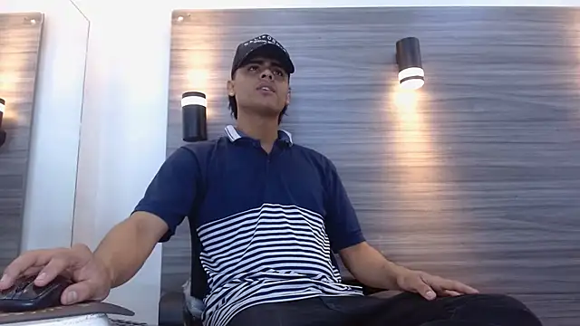 LeleHott01 online show from July 2026 03:02:02 AM