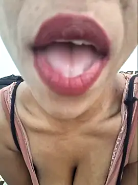 Snapshot of LUST_SL_BEAUTY chatting on July 2026 04:21:01 AM LUST SL BEAUTY online show from July 2026 04:21:01 AM