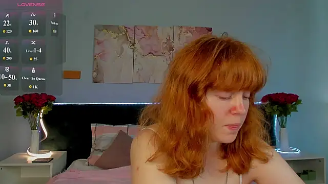 ReneeFoxy  online show from June 2026 02:01:01 AM