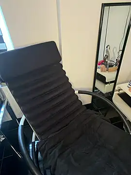 GymMoniMilf online show from July 2026 08:10:01 AM