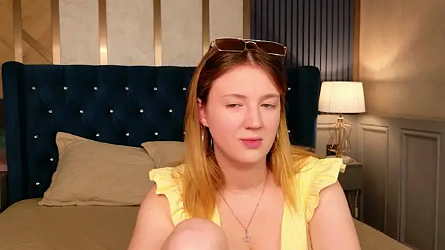 Laura Stellar online show from July 2026 05:45:02 AM