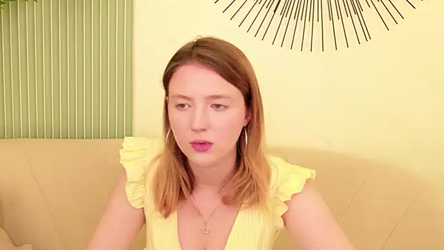 Laura Stellar online show from July 2026 12:29:01 PM