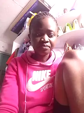 Carinasweets online show from May 2026 06:53:01 PM