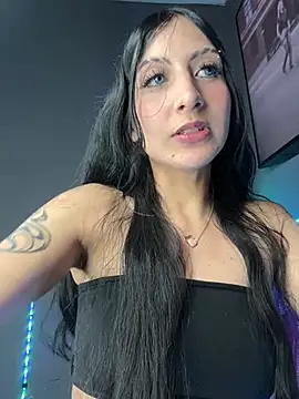 Snapshot of Naaria_ chatting on June 2026 01:41:02 AM Naaria online show from June 2026 01:41:02 AM