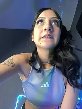 Snapshot of Naaria_ chatting on July 2026 01:30:01 AM Naaria online show from July 2026 01:30:01 AM