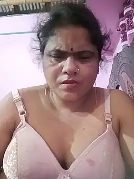 Maya Vabi online show from June 2026 02:33:01 PM