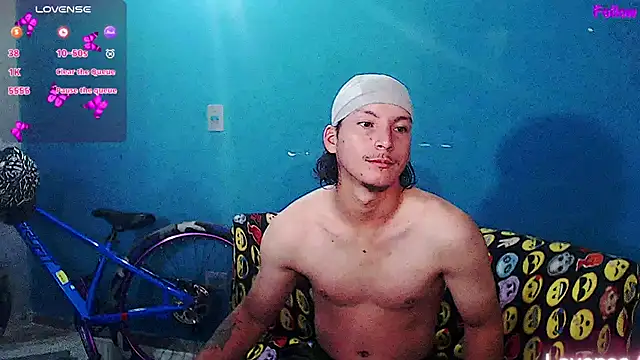 MrKingsaintx online show from June 2026 09:11:02 AM