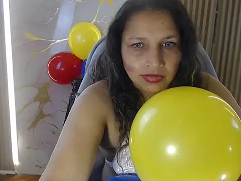 Danna Sg online show from June 2026 04:46:01 AM