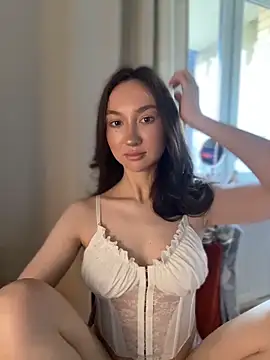 Snapshot of Maryana_Ro chatting on June 2026 04:56:02 PM Maryana Ro online show from June 2026 04:56:02 PM