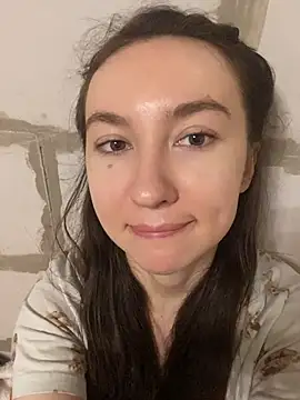 Snapshot of Maryana_Ro chatting on June 2026 08:54:01 PM Maryana Ro online show from June 2026 08:54:01 PM