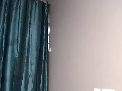 slim berry01 online show from June 2026 12:37:01 PM