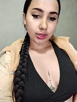 shantall cute online show from June 2026 03:10:02 AM