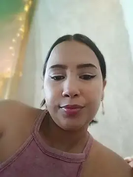shantall cute online show from June 2026 12:19:01 PM