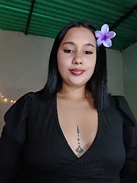 shantall cute online show from July 2026 06:56:01 PM