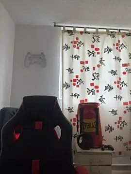 Sophia LuxxX online show from June 2026 05:39:01 PM