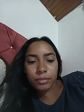 xcleila online show from June 2026 04:14:02 AM