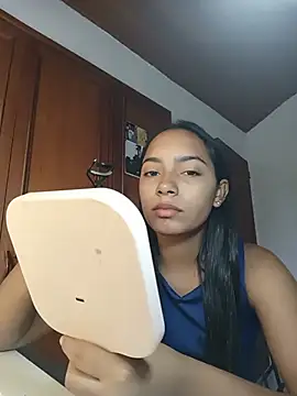xcleila online show from June 2026 04:07:01 PM