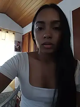 xcleila online show from June 2026 08:19:02 PM