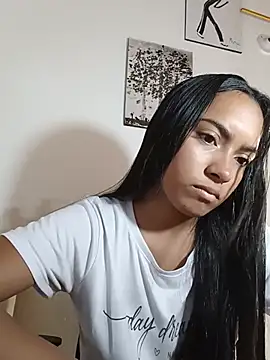 xcleila online show from June 2026 01:58:02 PM