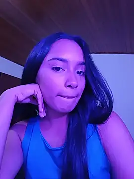 xcleila online show from June 2026 03:28:01 AM