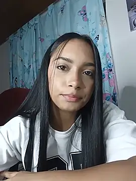 xcleila online show from July 2026 12:37:02 AM