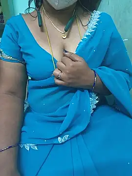 Snapshot of Tamil-kaviya98 chatting on July 2026 05:15:02 PM Tamil-kaviya98 online show from July 2026 05:15:02 PM